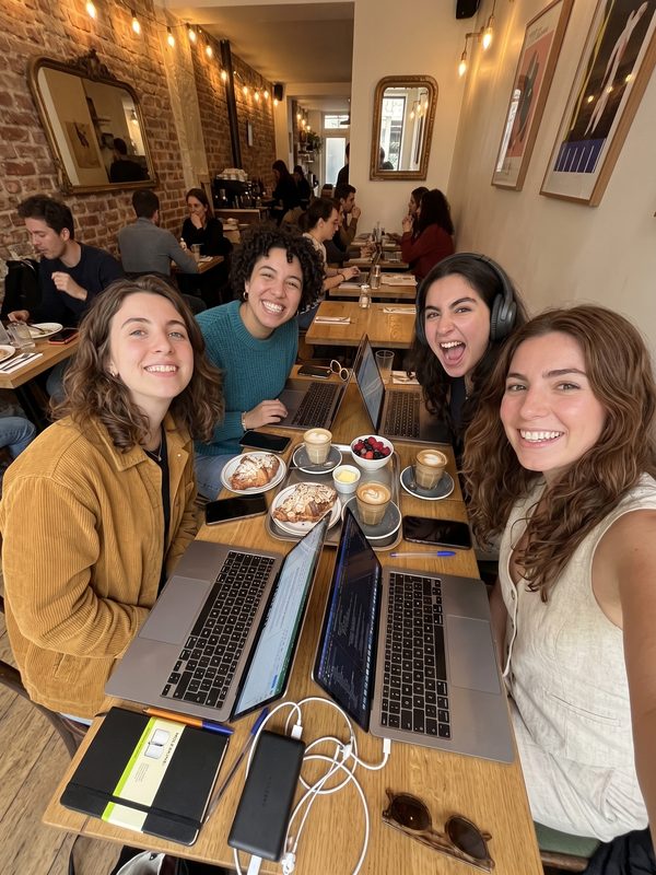 Cafe coworking